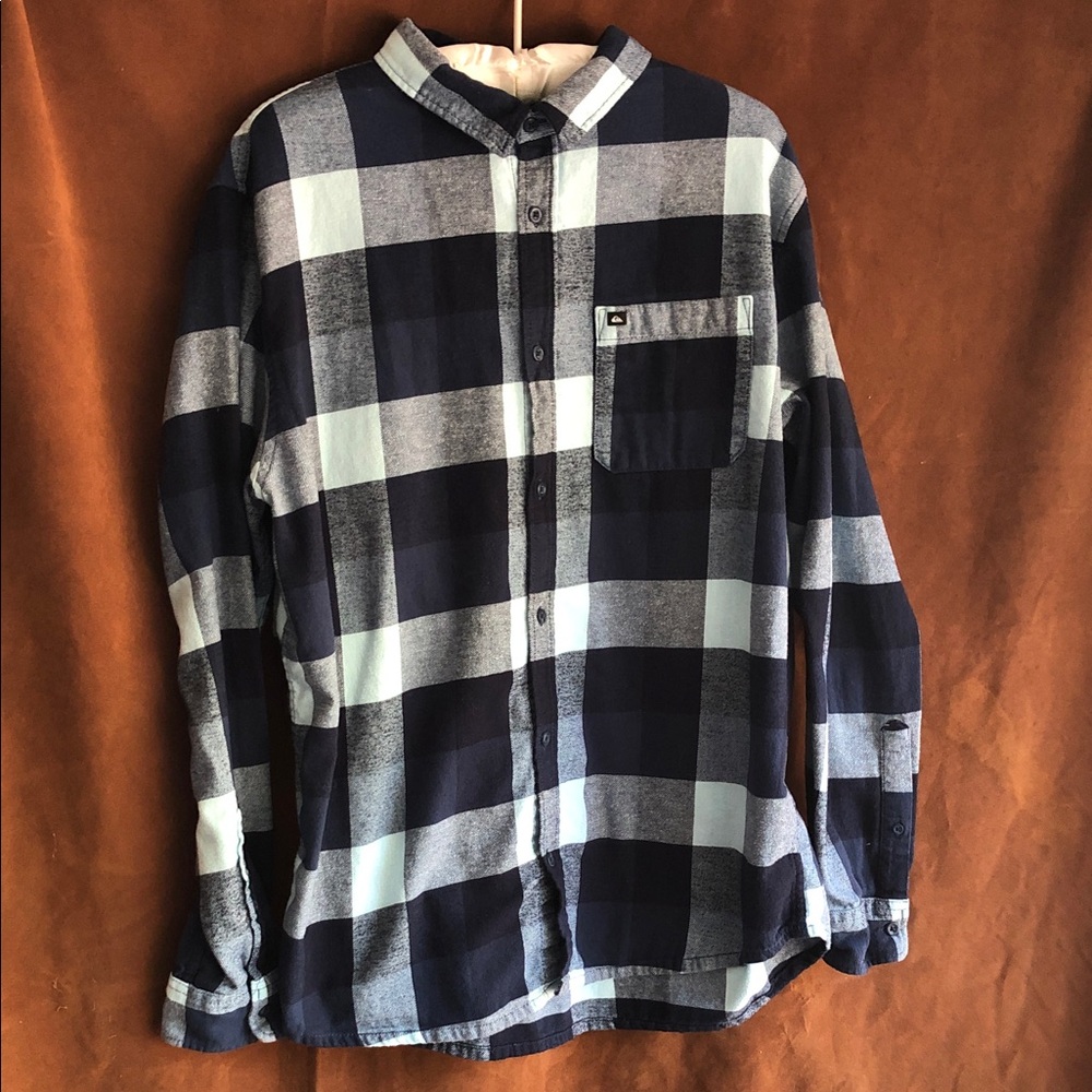 Quiksilver Navy and Light Blue Large Plaid Button-Down Shirt